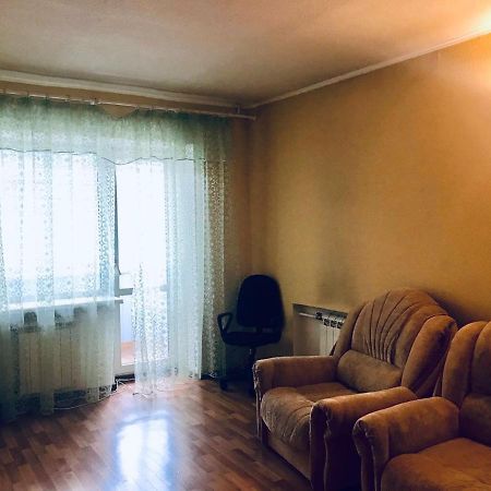 Квартира Недалеко От Центра Города Kharkov Luaran gambar